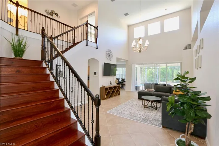 15578 Vallecas Ln, Naples, Florida 34110