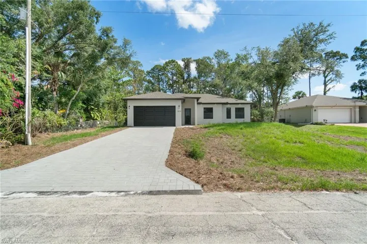 5015  Placid  LN, Labelle, FL 33935