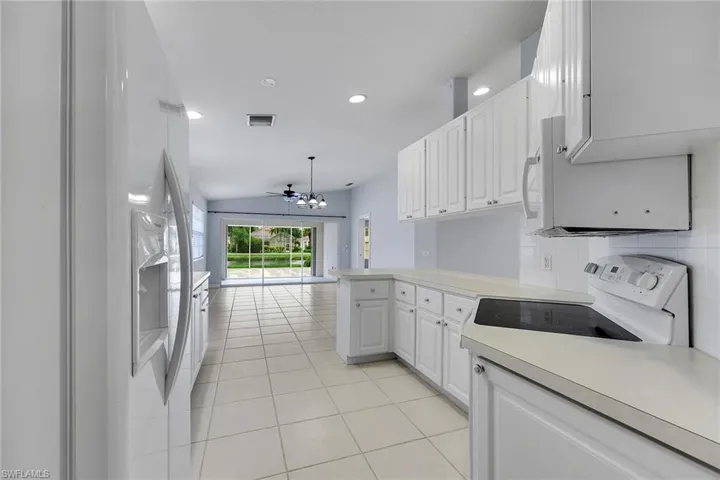 4922 Kingston Way, Naples, Florida 34119