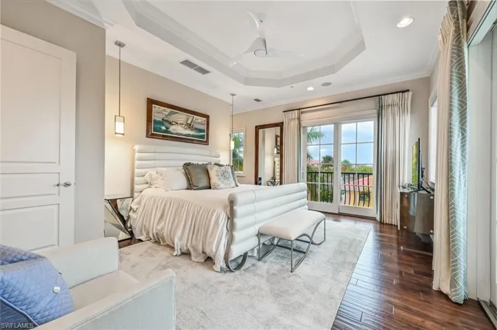 Primary Bedroom/ King-Sized bed