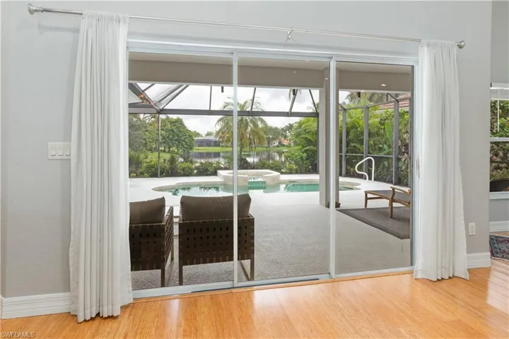 6928  Mauna Loa  LN, Naples, FL 34113