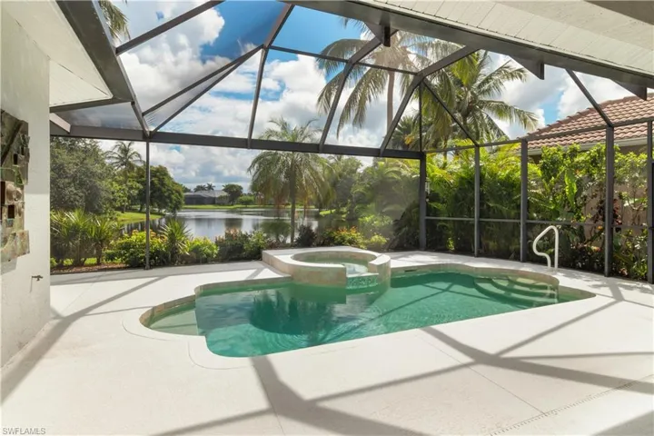 6928  Mauna Loa  LN, Naples, FL 34113