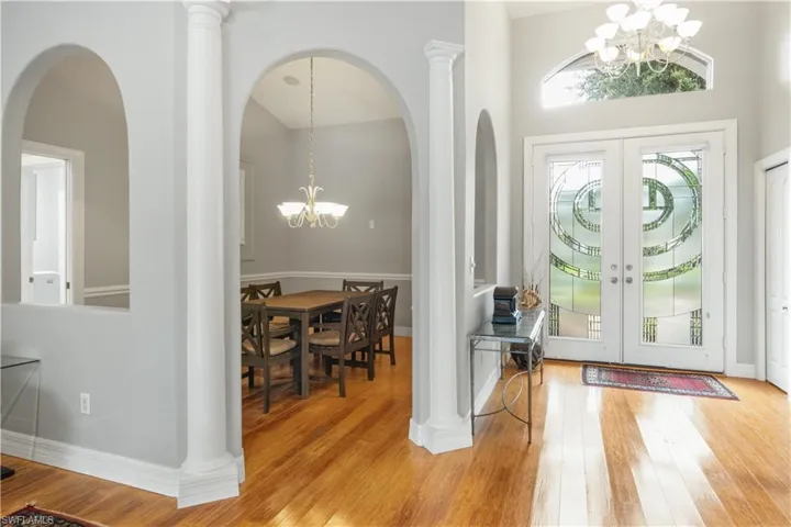6928  Mauna Loa  LN, Naples, FL 34113