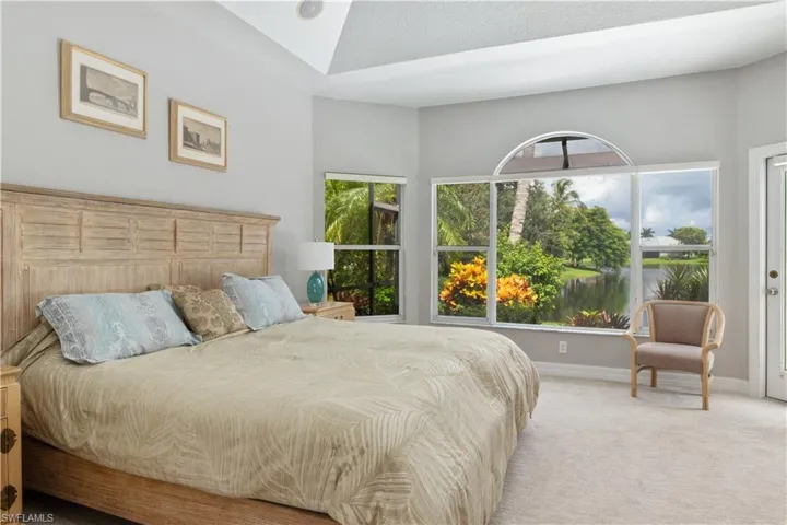 6928  Mauna Loa  LN, Naples, FL 34113