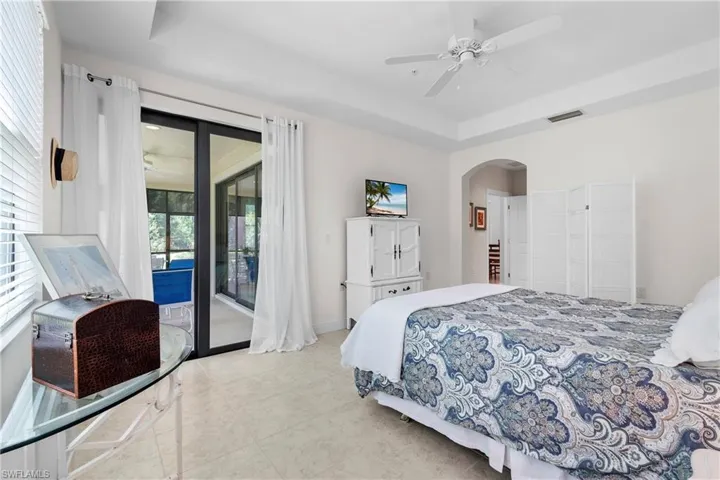 ENTER YOUR LANAI FROM YOUR MASTER BEDROOM TO ENJOY YOUR MORNING COFFEE OR EVENING GLASS OF WINE!