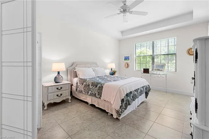 MASTER BEDROOM IS HUGE & HAS HIGH CEILINGS PLUS BEAUTIFUL TILE FLOORING=NO CARPET!