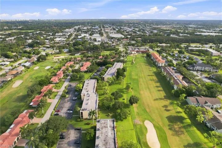1087 Forest Lakes Dr 302, Naples, Florida 34105