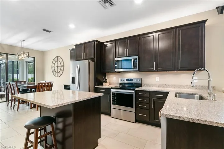 Quartz Counter-tops