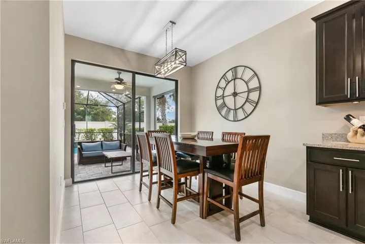 Sliding Doors to Lanai