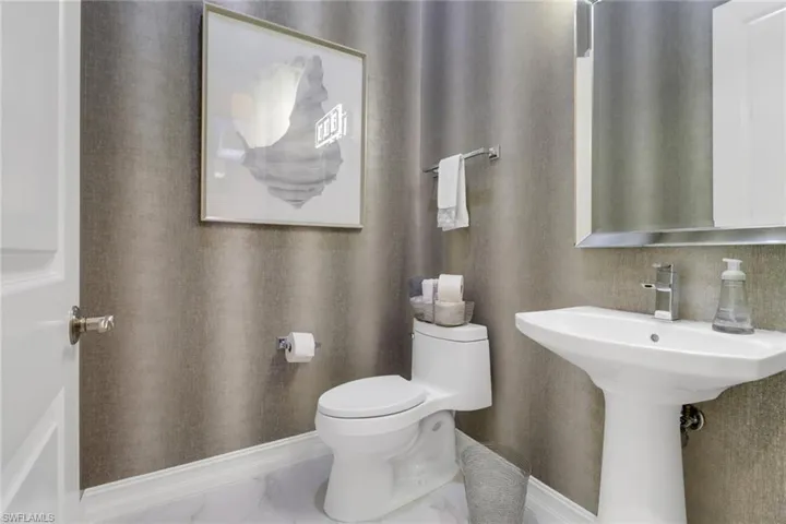 powder room
