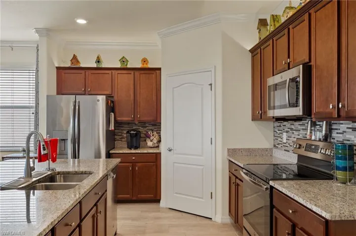 Walk-In Pantry
