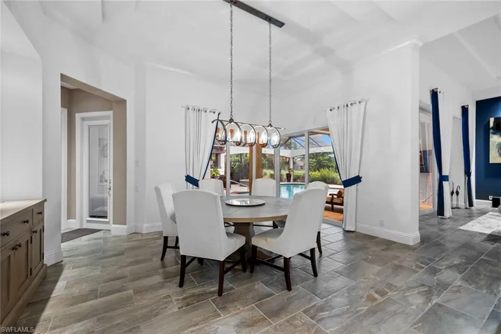 11979 Maidstone Ct, Naples, Florida 34120