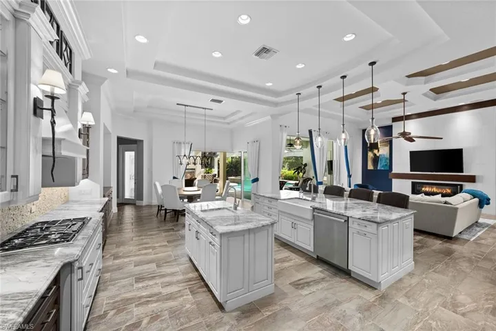 11979 Maidstone Ct, Naples, Florida 34120