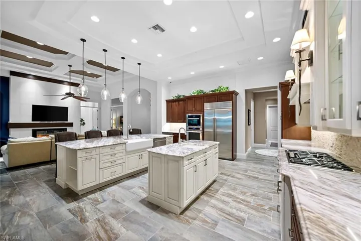 11979 Maidstone Ct, Naples, Florida 34120