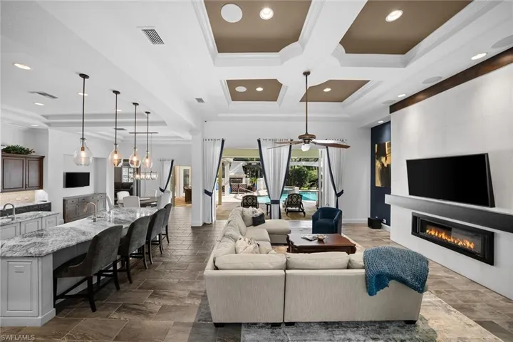 11979 Maidstone Ct, Naples, Florida 34120