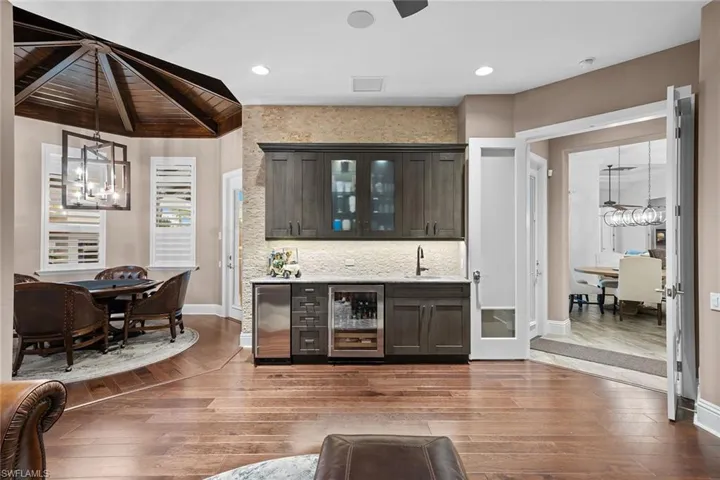 11979 Maidstone Ct, Naples, Florida 34120