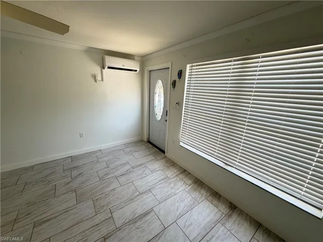 1781 Smugglers Cv B, Naples, Florida 34112