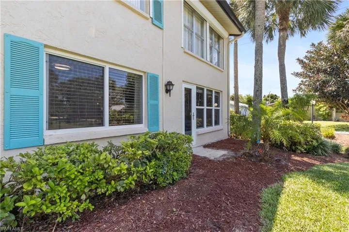 4140  Looking Glass  LN, Naples, FL 34112