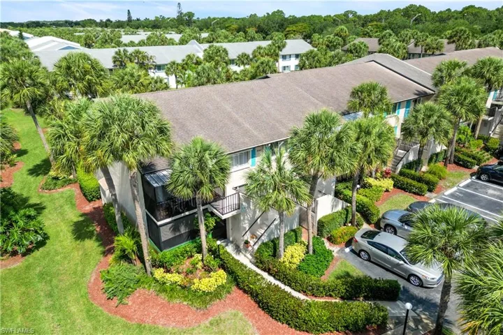4140  Looking Glass  LN, Naples, FL 34112