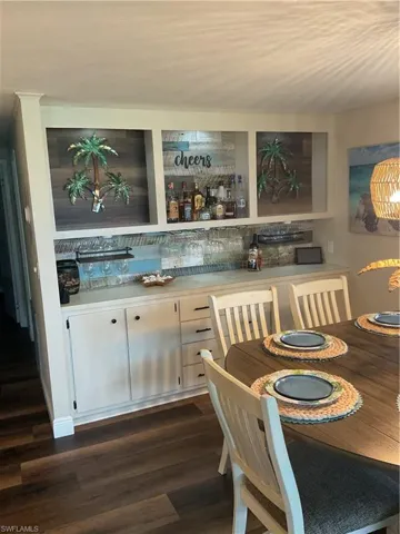 335 Nicklaus Blvd, North Fort Myers, Florida 33903