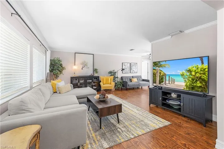 6954 Pickadilly Ct, Fort Myers, Florida 33919