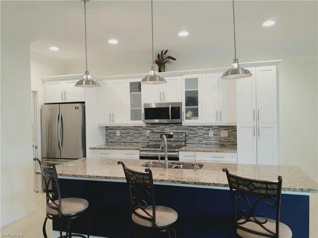 Beautiful Kitchen, Loads of Lighting