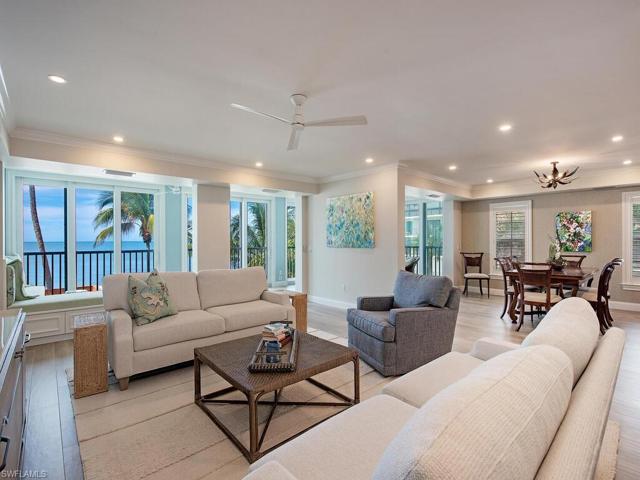 Bright, open floor plan
