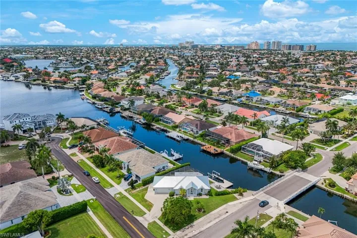398 Wales Ct, Marco Island, Florida 34145