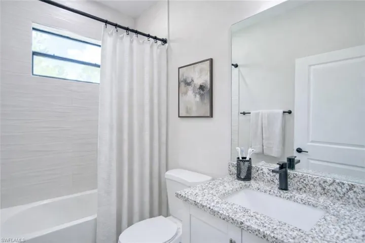 117 Desoto Blvd N, Naples, Florida 34120