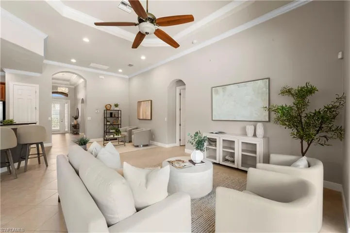 Living room / sitting room