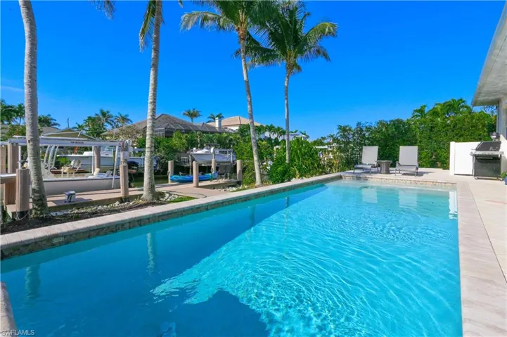 1480 Curlew Ave, Naples, Florida 34102