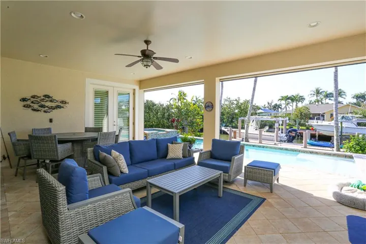 1480 Curlew Ave, Naples, Florida 34102