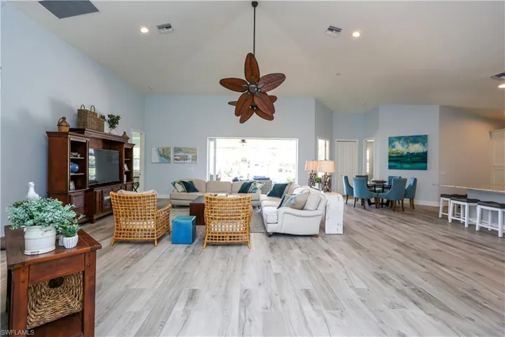 1480 Curlew Ave, Naples, Florida 34102