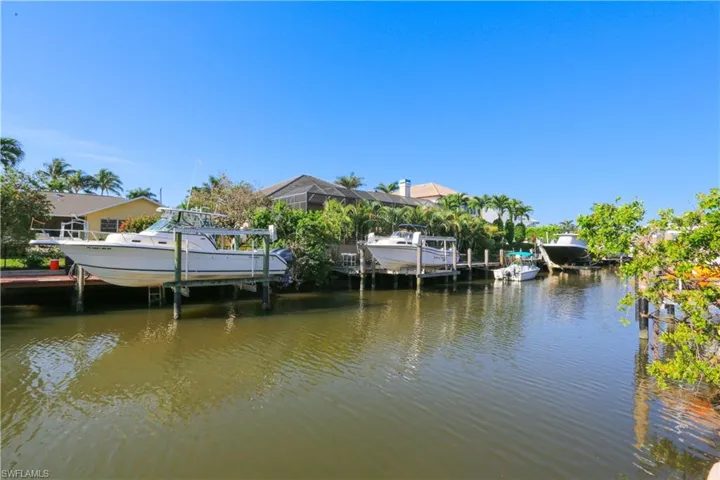 1480 Curlew Ave, Naples, Florida 34102