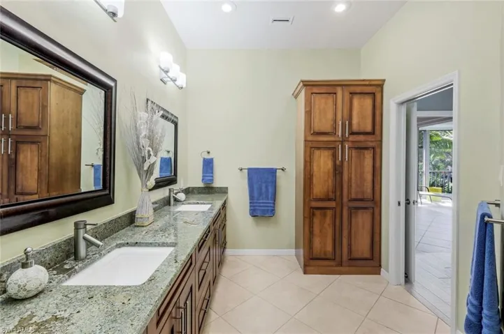 11384  Quail Village  WAY, Naples, FL 34119