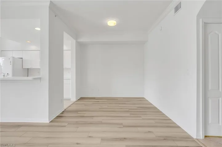 8680 Cedar Hammock Cir 123, Naples, Florida 34112