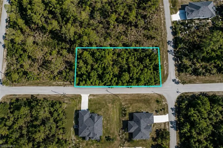 2101 Canton Ave, Alva, Florida 33920
