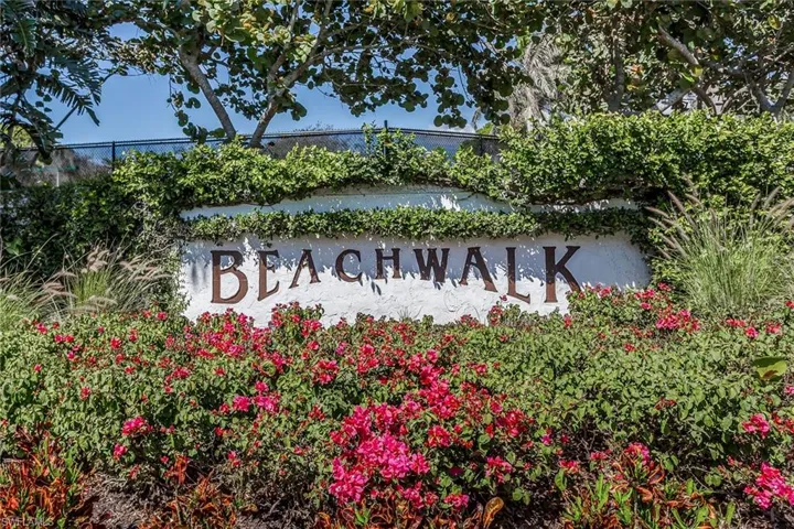 631  Beachwalk  CIR, Naples, FL 34108