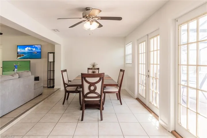3042 SW 10th  PL, Cape Coral, FL 33914