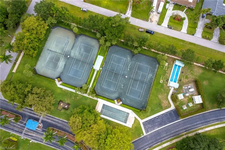 Bird's eye view of Tennis, Shuffleboard and Bocce Ball Courts