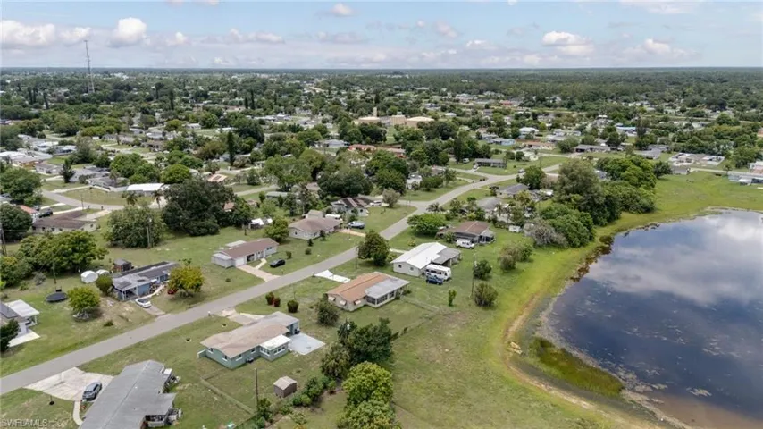 102 Oleander Rd, Lehigh Acres, Florida 33936