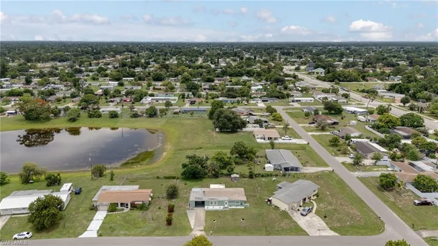 102 Oleander Rd, Lehigh Acres, Florida 33936