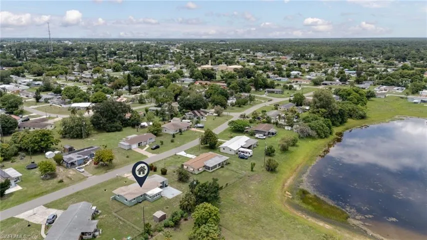102 Oleander Rd, Lehigh Acres, Florida 33936