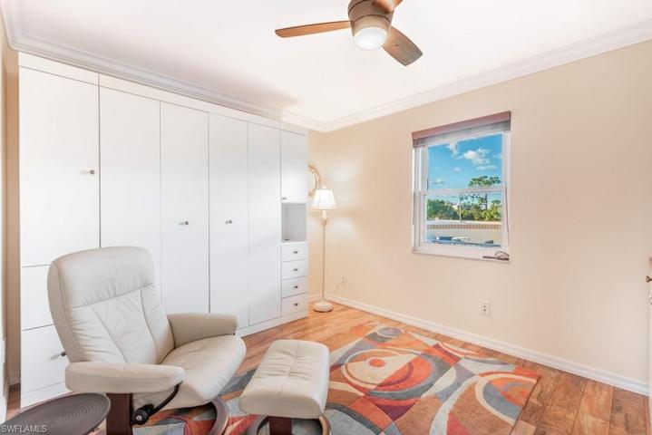 Guest Bedroom with Murphy Bed