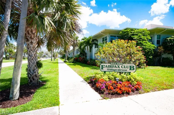 680  12th S AVE, Naples, FL 34102