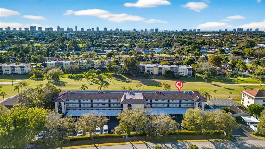 201 Quail Forest Blvd 109, Naples, Florida 34105