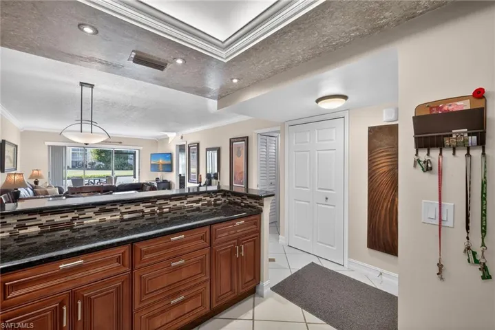 201 Quail Forest Blvd 109, Naples, Florida 34105