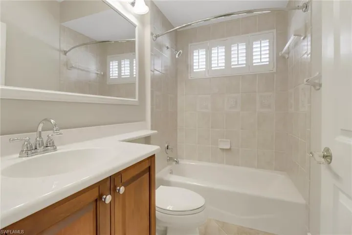14070 Tivoli Ter, Bonita Springs, Florida 34135