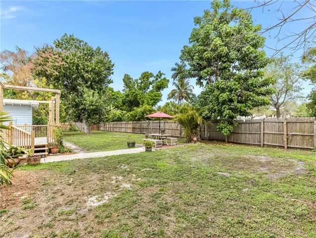 1423  Sandra  DR, Fort Myers, FL 33901