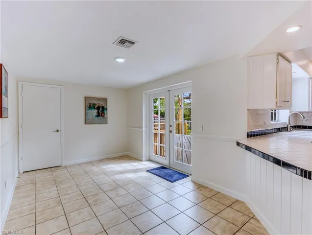 1423  Sandra  DR, Fort Myers, FL 33901